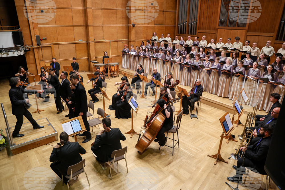 Зала „България“ - оркестър „Генезис“ - Йордан Камджалов  - концерт