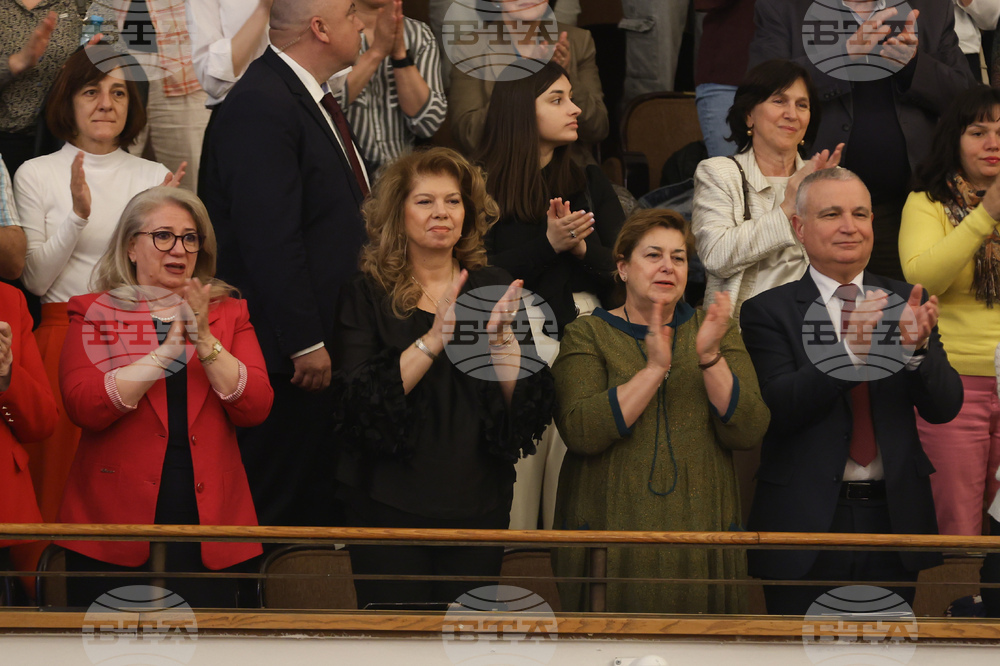 Зала „България“ - оркестър „Генезис“ - Йордан Камджалов  - концерт