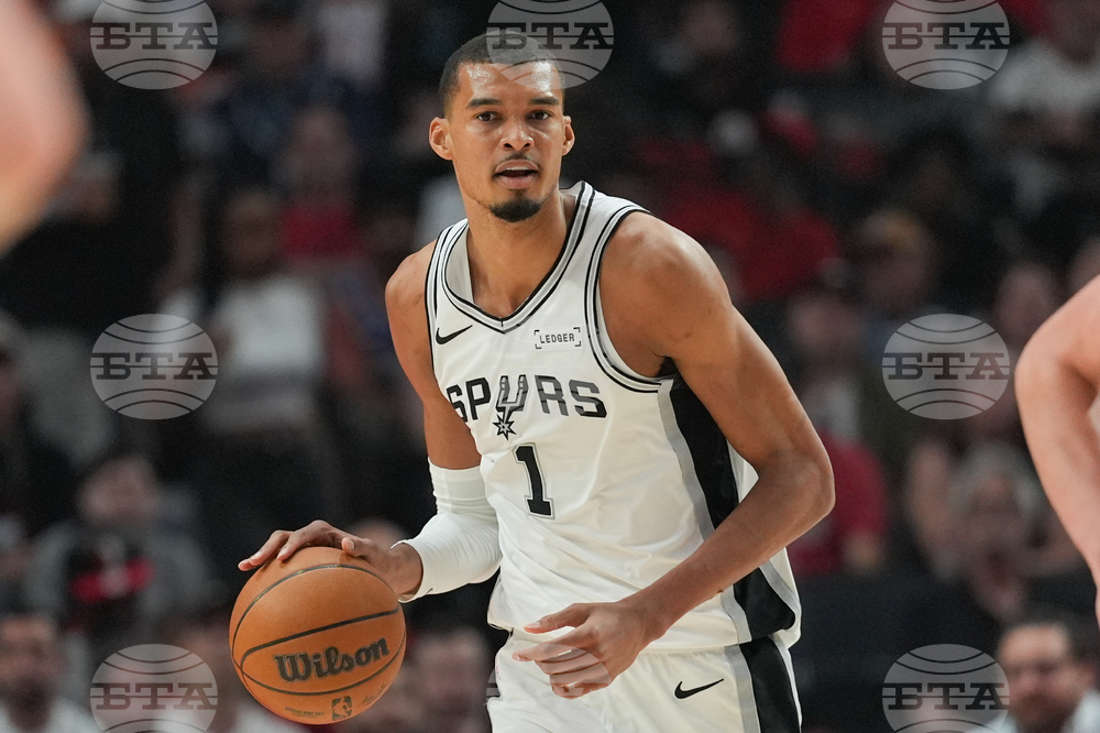 Spurs Trail Blazers Basketball