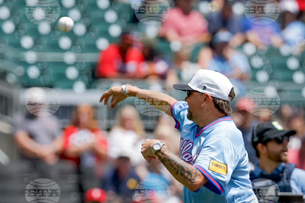 Phillies Braves Baseball