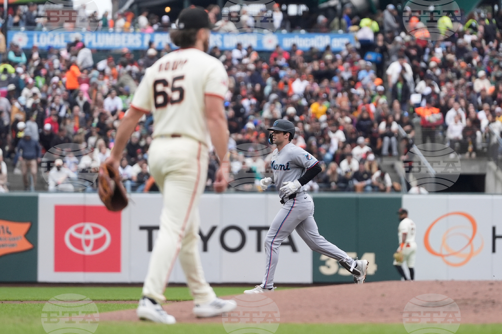 Marlins Giants Baseball