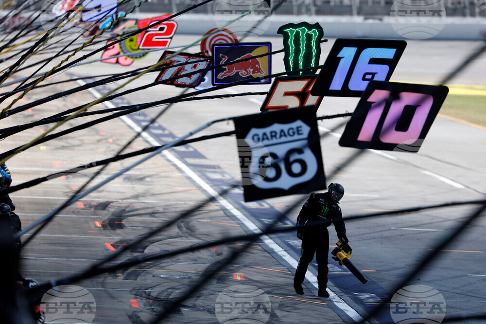 NASCAR Talladega Auto Racing