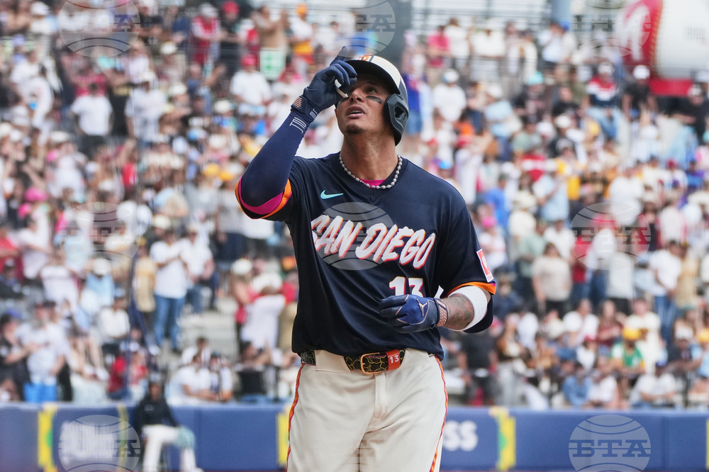 Mexico Padres Diamondbacks Baseball