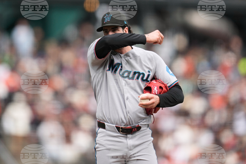 Marlins Giants Baseball