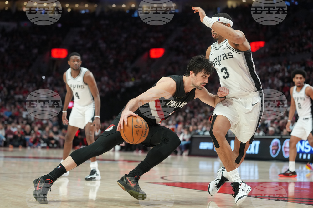 Spurs Trail Blazers Basketball