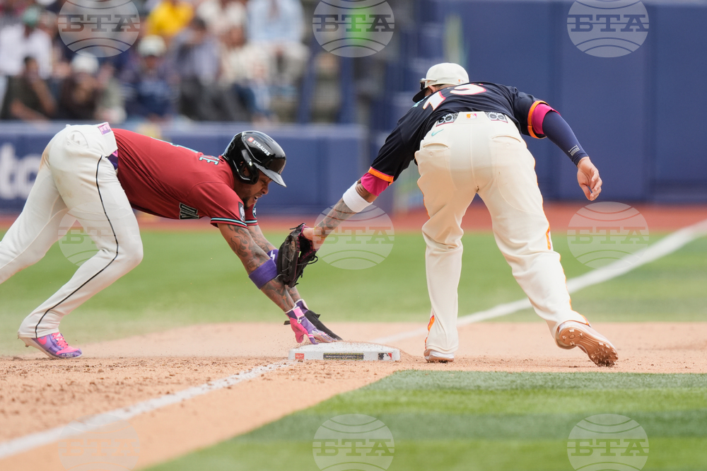 Mexico Padres Diamondbacks Baseball