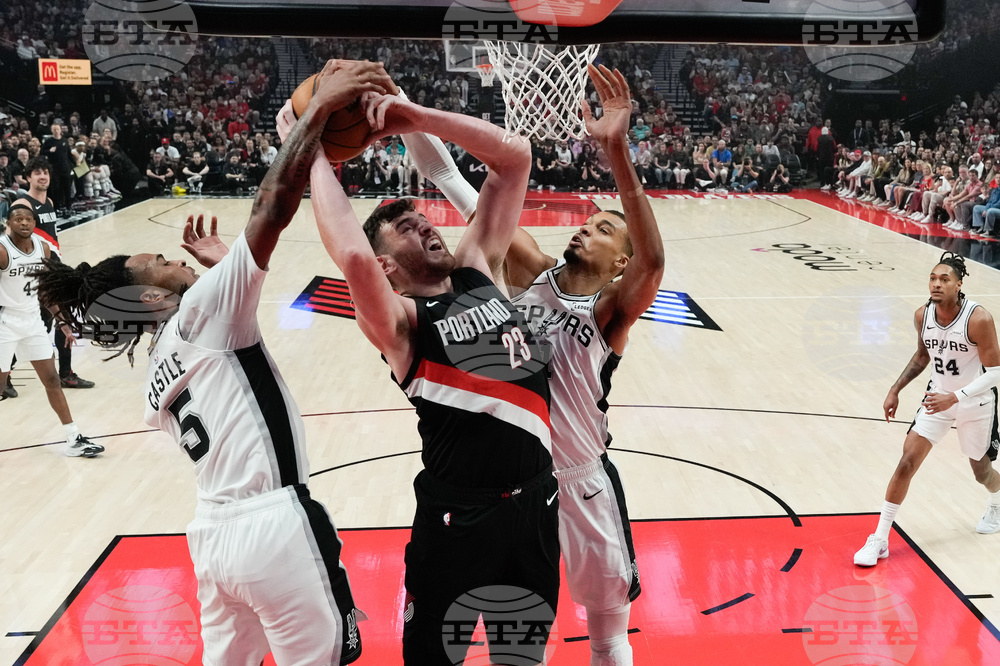 Spurs Trail Blazers Basketball