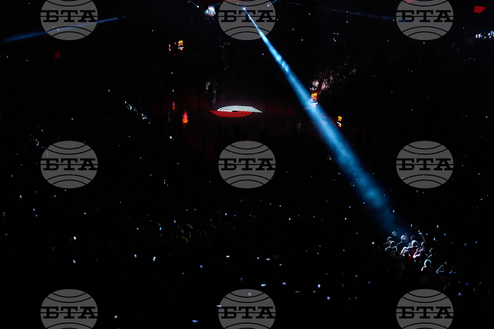 Spurs Trail Blazers Basketball