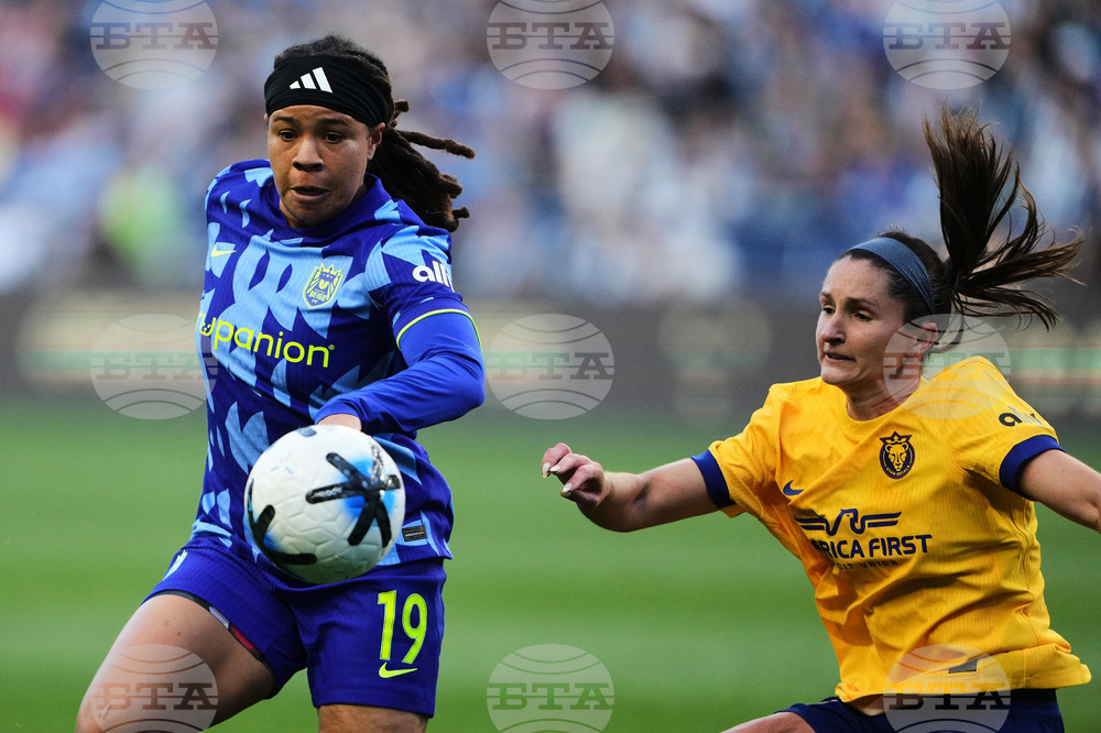 NWSL Royals Reign Soccer