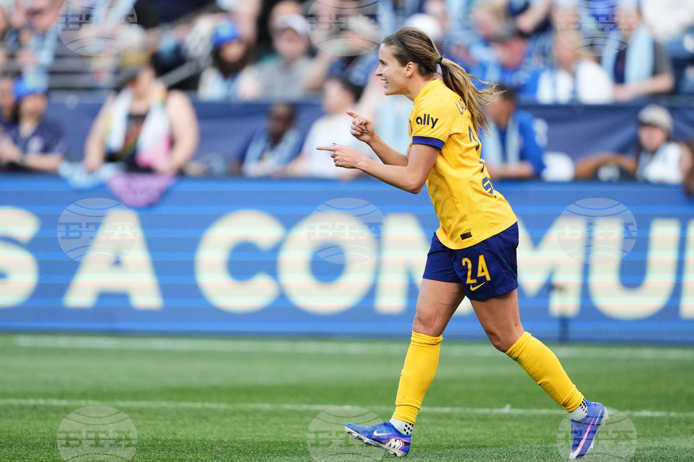 NWSL Royals Reign Soccer
