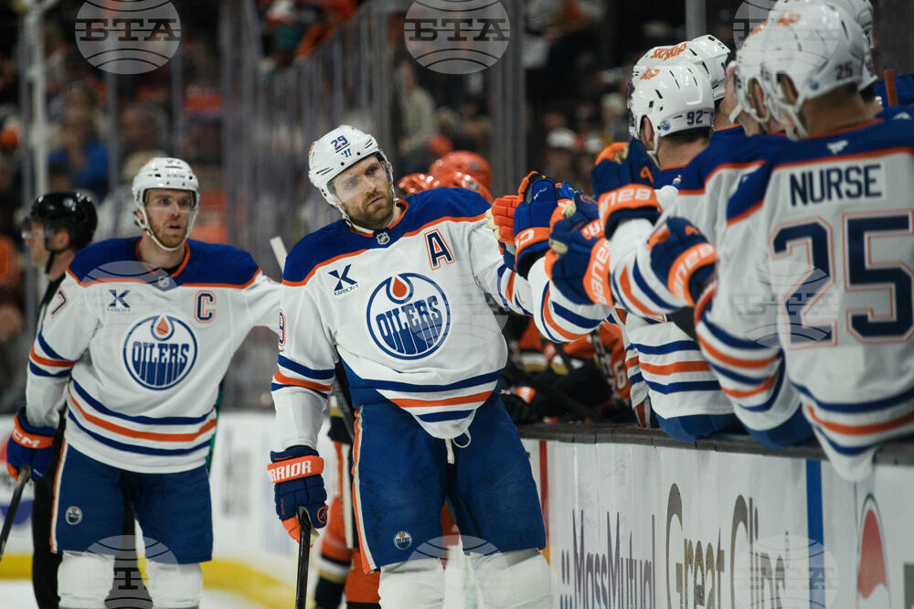 Oilers Ducks Hockey