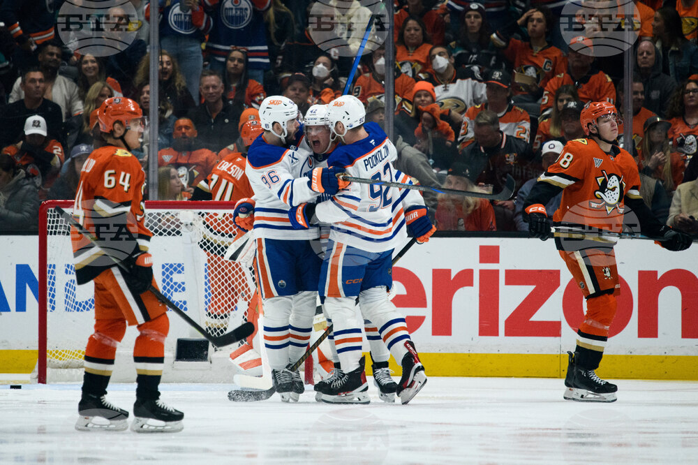 Oilers Ducks Hockey