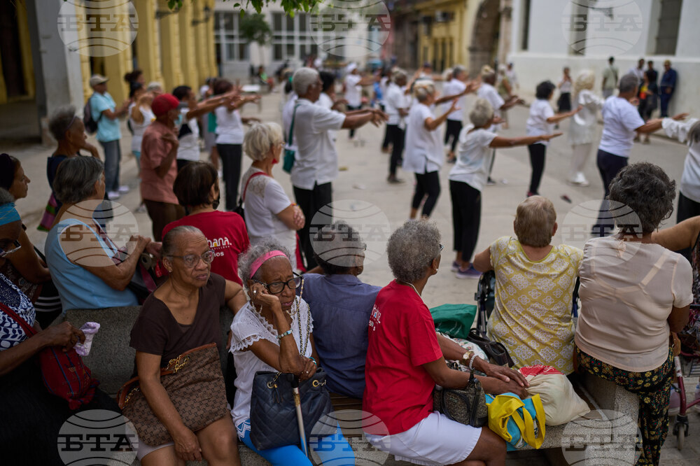 APTOPIX Cuba Seniors