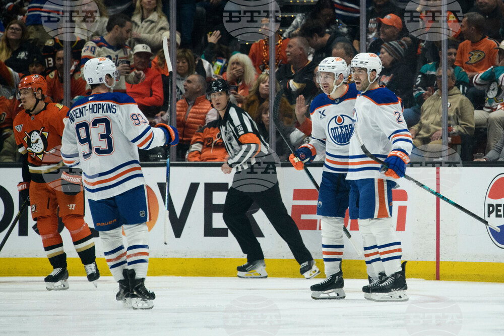 Oilers Ducks Hockey