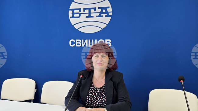 В Свищов и Полски Тръмбеш 17 деца са настанени в 14 професионални приемни семейства, каза директорът на „Социално подпомагане“ Милена Илиева