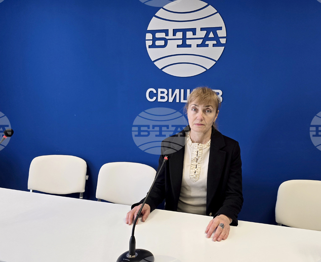 Никога не сме откривали разлика в отношението между детето на приемен и на биологичен родител, каза директорът на детска градина в Свищов Антония Матова