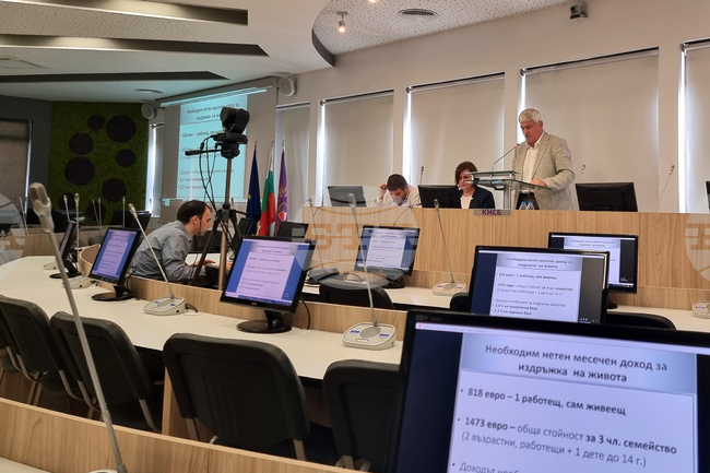 КНСБ - пресконференция - заплата за издръжка