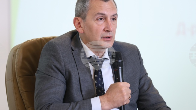 Health Minister Okoliyski Calls for Effective Smoking Ban and Limiting Tobacco Industry Interference