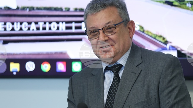 Bulgarian Physicist Petko Dinev Hopes for Moon Landing Captured on His Company's Cameras 