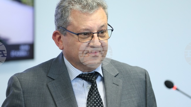 Най-голямата ми мечта е да видим кацането на луната, заяви инж. Петко Динев в София тех парк