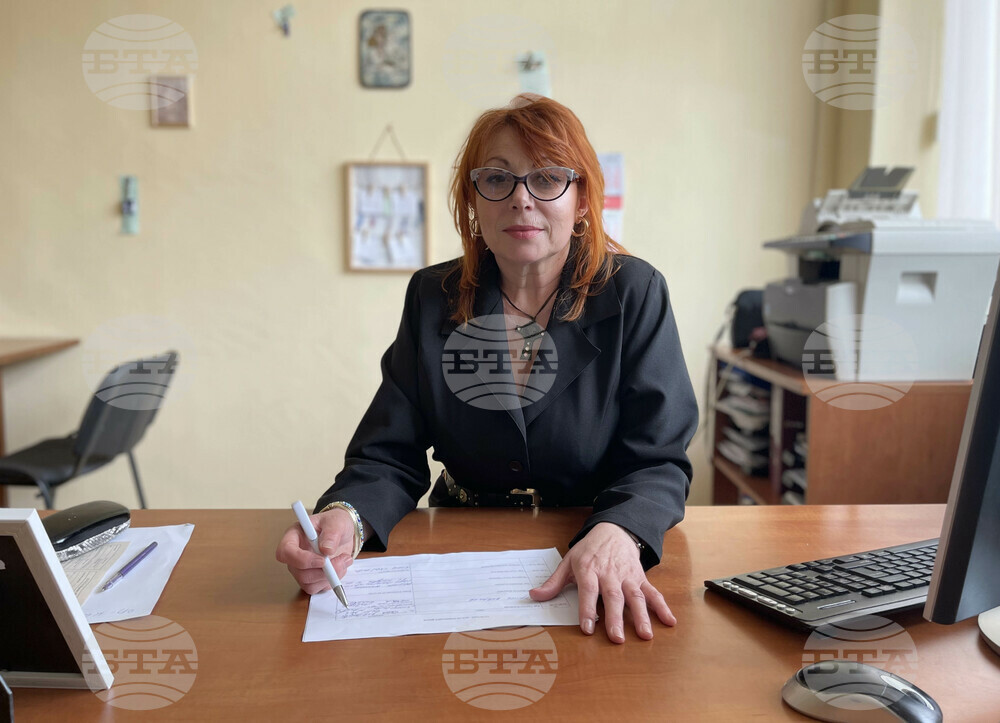 Безплатни правни консултации получиха граждани и организации днес в Казанлък