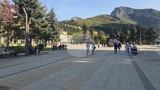 Започва поетапно спиране на отоплението във Враца, съобщиха от местното дружество