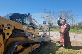 Долни Дъбник - ремонт на път - първа копка