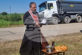Долни Дъбник - ремонт на път - първа копка