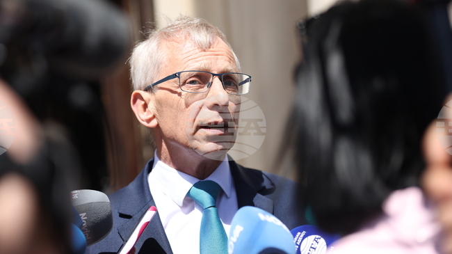 Името на Андрей Гюров е основното, което ПП-ДБ обсъжда за общо предложение за кандидат за президент, съобщи Николай Денков