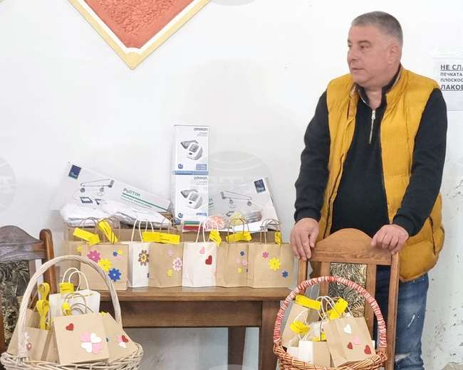 Деца дариха уреди за рехабилитация на Дома за възрастни хора „Гергана“ във Варна