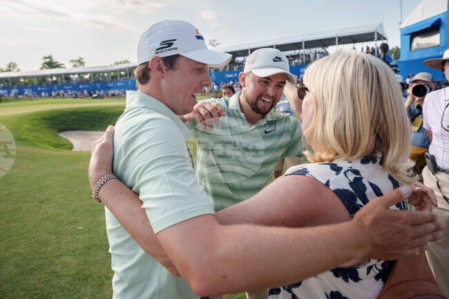 APTOPIX Zurich Classic Golf