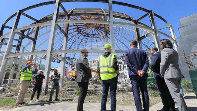 До края на 2027 г. трябва да бъде завършена реконструкцията на изгорялата през 2024 г. Универсална зала в Скопие