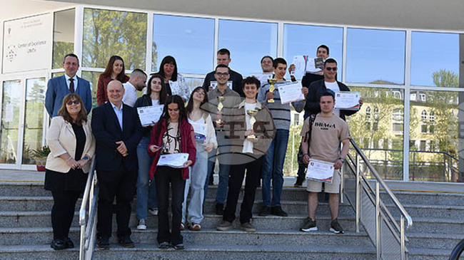 Факултетът по математика и информатика на СУ бе домакин на националното състезание по компютърни мрежи за ученици от осми до 12-и клас