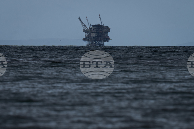 Компаниите ОМВ Петром и Ромгаз започнаха строежа на офшорния тръбопровод на проекта "Нептун Дийп" за добив на газ от Черно море