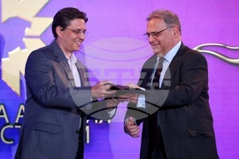 „Инвеститор на годината“ - награждаване - почетни плакети