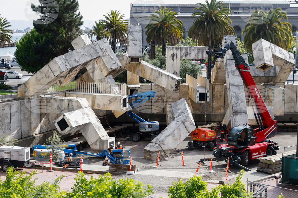 California Vaillancourt Fountain