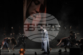 Рок операта "Есмералда - Парижката света Богородица" с Михаела Филева гостува за първи път в София