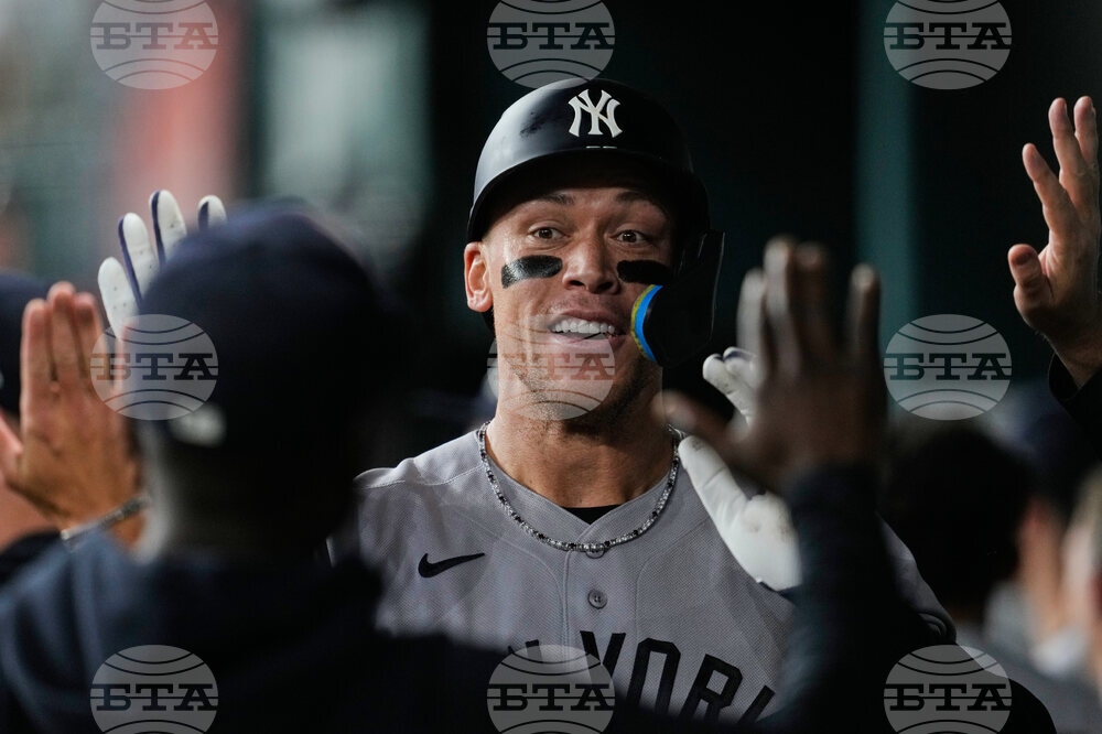 Yankees Rangers Baseball