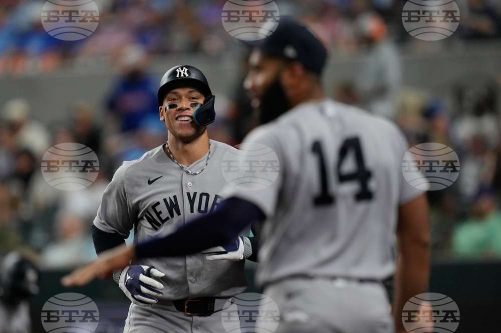 Yankees Rangers Baseball