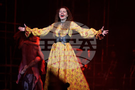 Рок операта "Есмералда - Парижката света Богородица" с Михаела Филева гостува за първи път в София