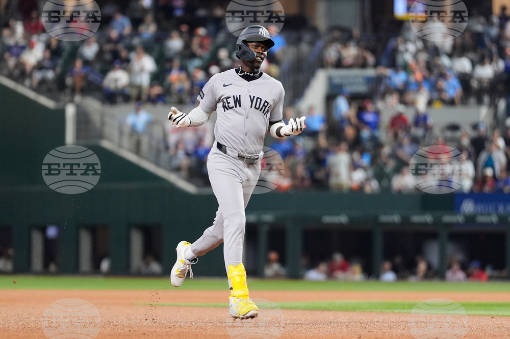 Yankees Rangers Baseball