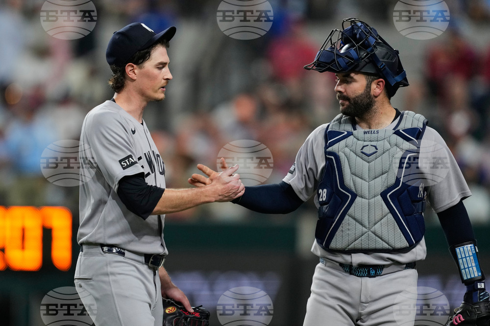 Yankees Rangers Baseball