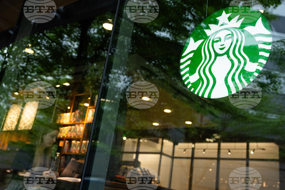 Earns Starbucks
