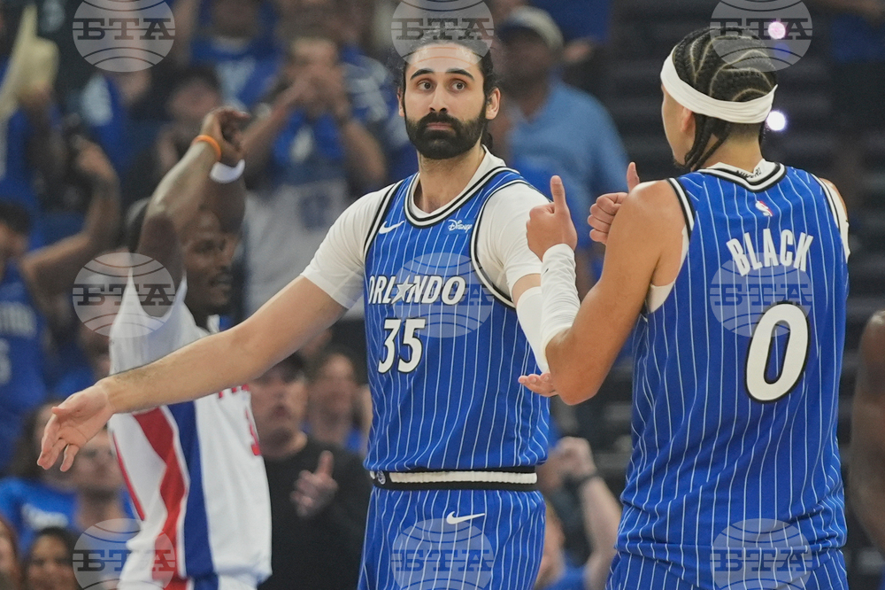 Pistons Magic Basketball