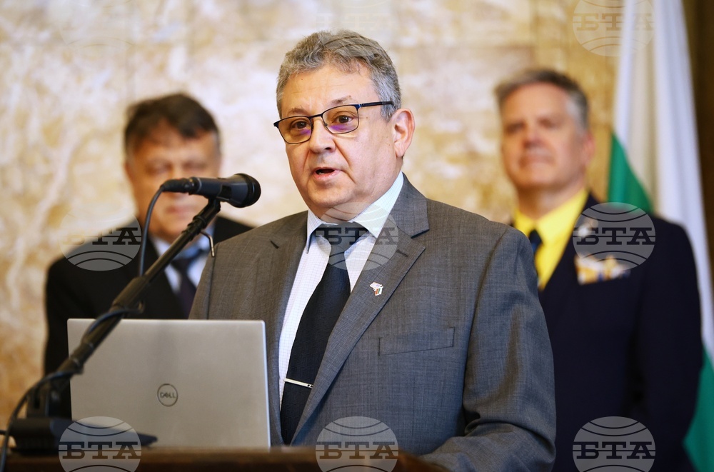 Софийски университет - Петко Динев - лекция