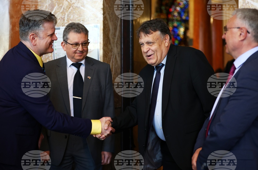 Софийски университет - Петко Динев - лекция