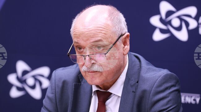 Преходът към гориво на „Уестингхаус“ в пети блок на АЕЦ „Козлодуй“ засега протича без проблеми, съобщи председателят на Агенцията за ядрено регулиране