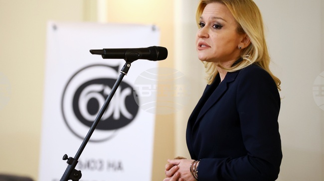 Технологичният натиск променя начина на създаване на новини, каза Габриела Наплатанова, председател на СЕМ