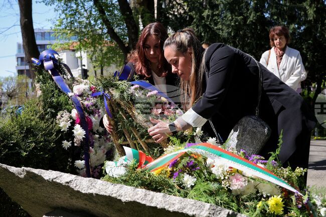 Бургас - Международен ден на загиналите и пострадалите при трудови злополуки - отбелязване