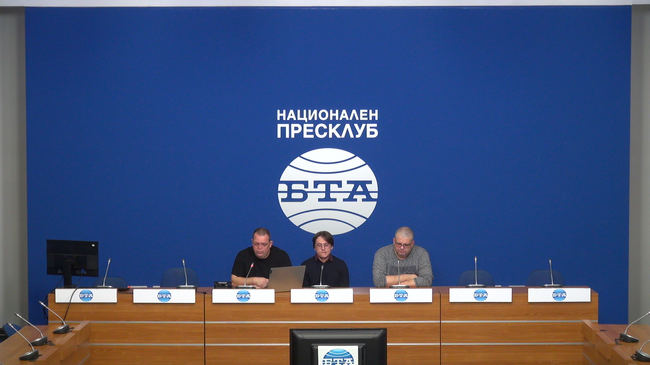 Пресконференция на членовете на експертно-технически екип по пътнически информационни системи "ИБИС техници - София"
